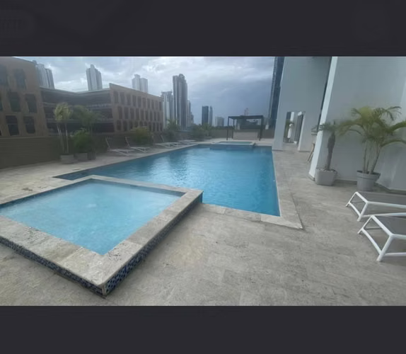 SE VENDE APARTAMENTO EN PH LATITUDE, COSTA DEL ESTE.