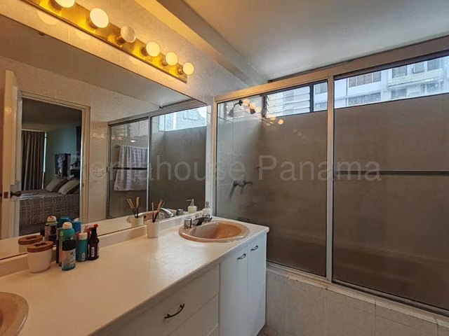 Vendo townhouse en Punta Paitilla LF26-2609 Solo Cliente Directo