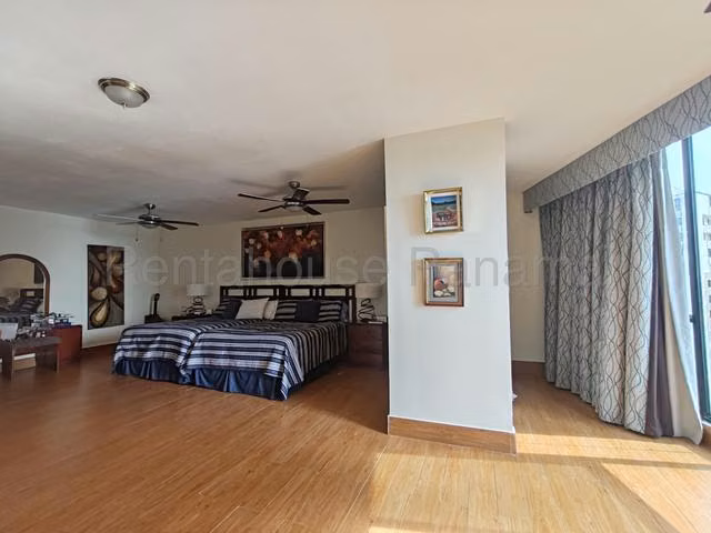 Vendo townhouse en Punta Paitilla LF26-2609 Solo Cliente Directo