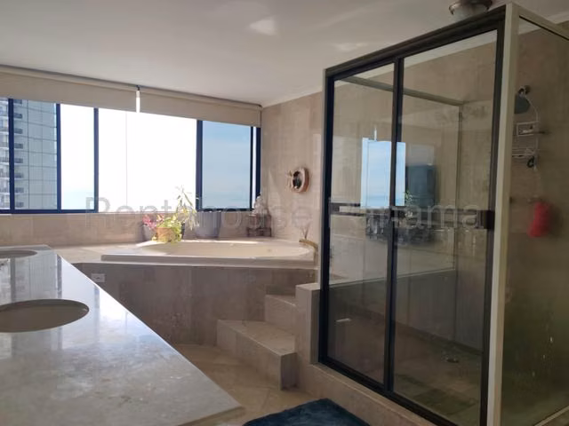 Vendo townhouse en Punta Paitilla LF26-2609 Solo Cliente Directo