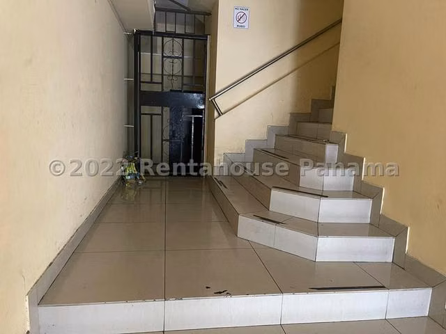 Vendo edificio en Vía España LF23-1637 Solo Cliente Directo