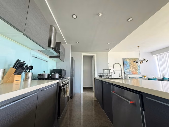 Alquiler de apartamento en Yoo Cinta Costera
