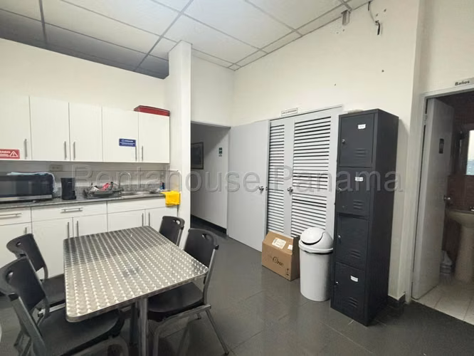Venta de Consultorio en Obarrio Torre Cosmos NS