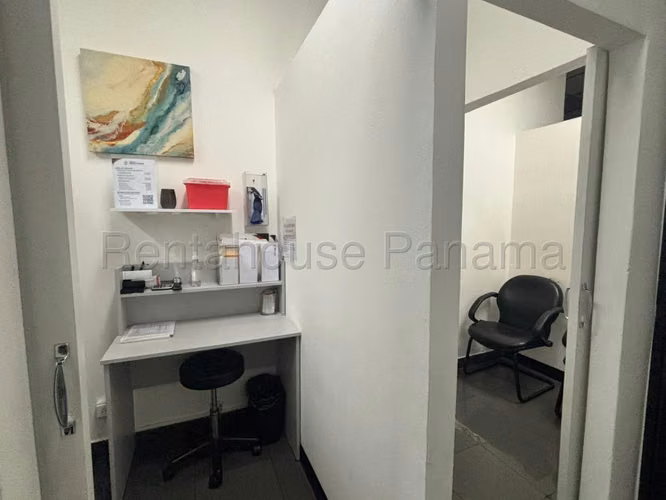 Venta de Consultorio en Obarrio Torre Cosmos NS