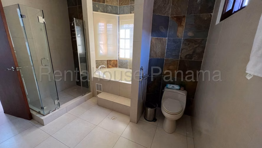 MB26-1287 Venta de Casa en Costa Sur El Doral Solo Cliente Directo