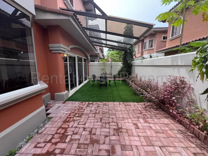 MB26-1287 Venta de Casa en Costa Sur El Doral Solo Cliente Directo