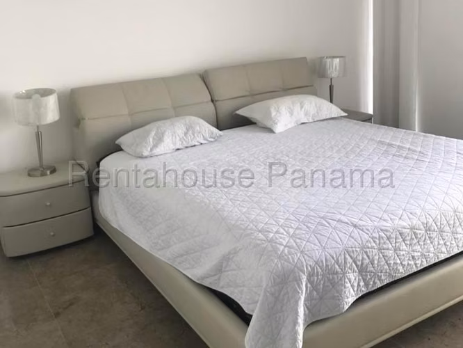 MB26-3764 Venta de Apartamento en Avenida Balboa Ph YOO Solo Cliente Directo