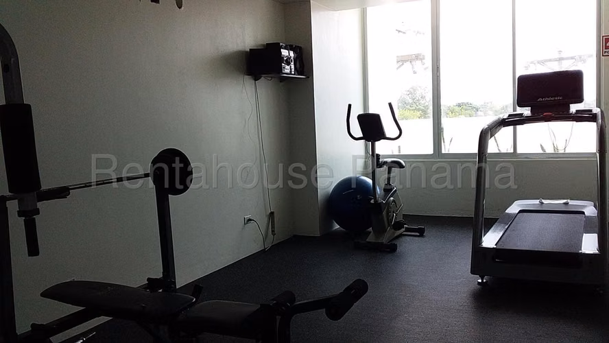 Apartamento en Venta en Parque Lefevre MPM 26-8567