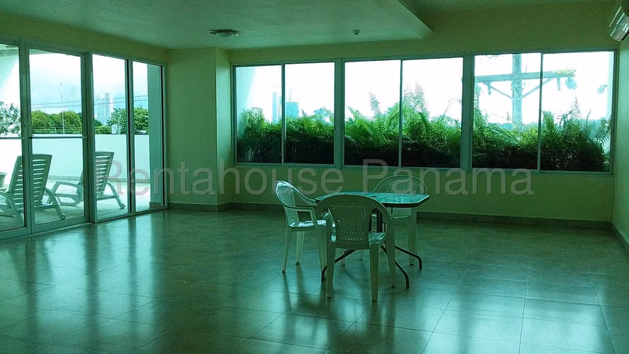 Venta de Apartamento en Parque Lefevre Ph Prisma CCO