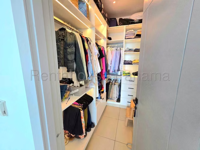 Venta de Apartamento en Punta Pacifica Ph Dupont CCO