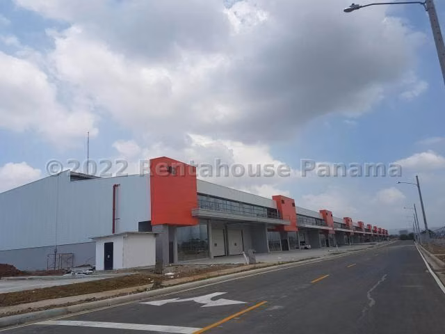 VENTA DE GALERA EN TOCUMEN ESM22-9866