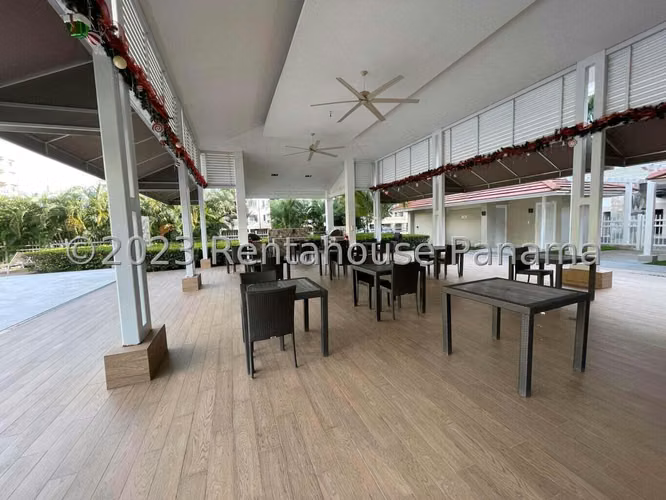 Alquilo Apartamento en Panama Pacifico woodlands midrise OF 26-7609