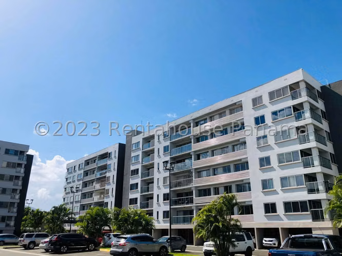Alquilo Apartamento en Panama Pacifico woodlands midrise OF 26-7609