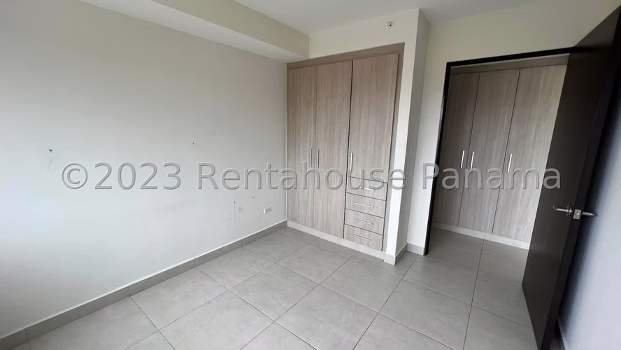 Alquilo Apartamento en Panama Pacifico woodlands midrise OF 26-7609