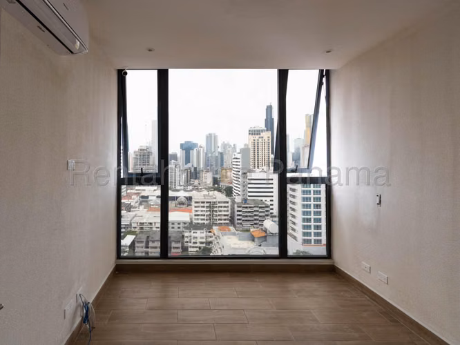 Alquilo Apartamento en El Cangrejo sky swiss OF 26-8613