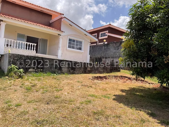 Vendo Casa en chapala HILL TOP OF 26-2413