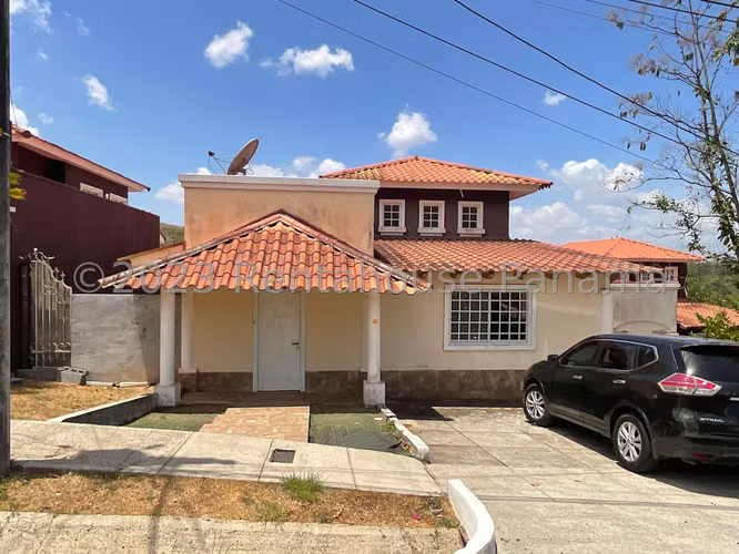 House for sale in Vista Alegre OF26-2413