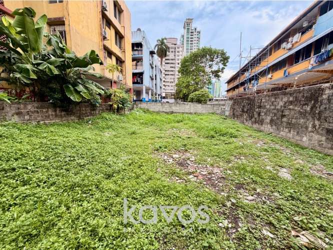 Edificio para inversión en Carrasquilla | 12 apartamentos mas terreno