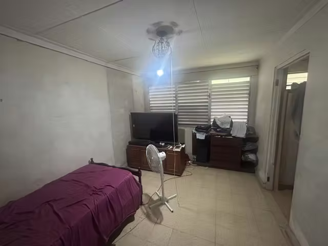 VENTA TERRENO CON CASA Y 1,336.95M2 DE TERRENO