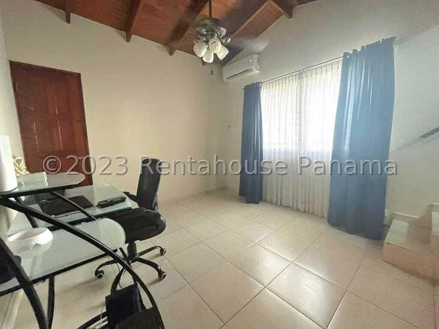 Venta Casa Hato Pintado 25YCG9514
