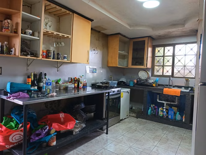 GRAN OFERTA    CASA VENTA LAS ACACIAS RESIDENCIAL O COMERCIAL $ 300,000.00 NEG. - Imagen 11
