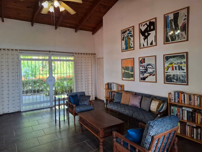 El Palmar, San Carlos - Casa frente a la Playa en Venta