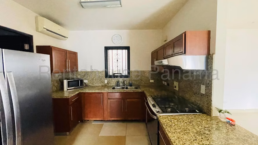 Alquiler de Exclusivo Apartamento en Albrook 26*8433Mfk