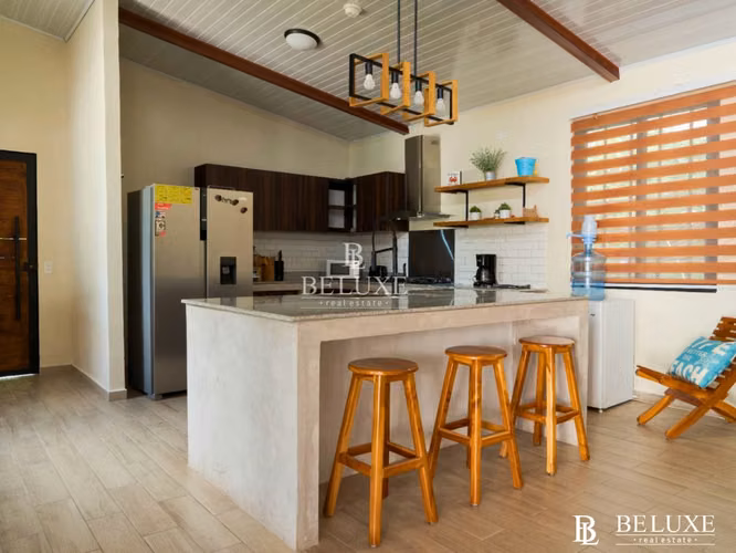 VENTA DE CASA EN PUNTA BARCO SAN CARLOS (6)