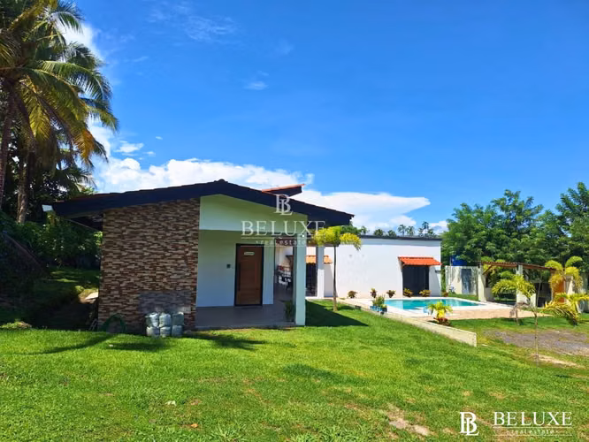 VENTA DE CASA EN PUNTA BARCO SAN CARLOS (6)