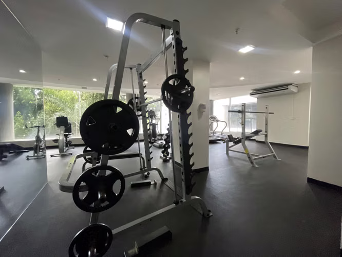 VENTA | Luxor 200, El Cangrejo | 84m² | 2 Rec, 2 Baños, Balcón | Amoblado | 1 Parking | $180,000