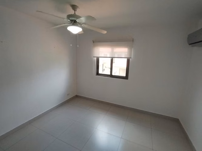 VENDO CASA EN PANAMA PACIFICO