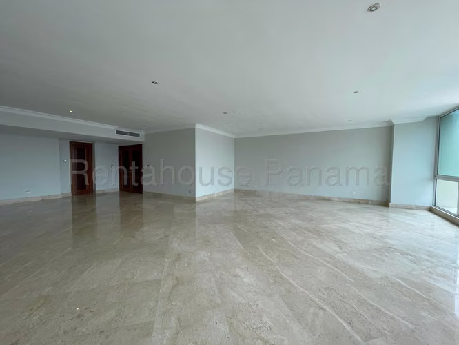 Venta de Apartamento en Paitilla 26*3521Mfk