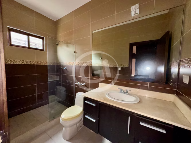 Venta Casa Sunset Coast – Remate bancario