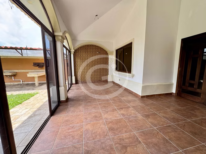 Venta Casa Sunset Coast – Remate bancario