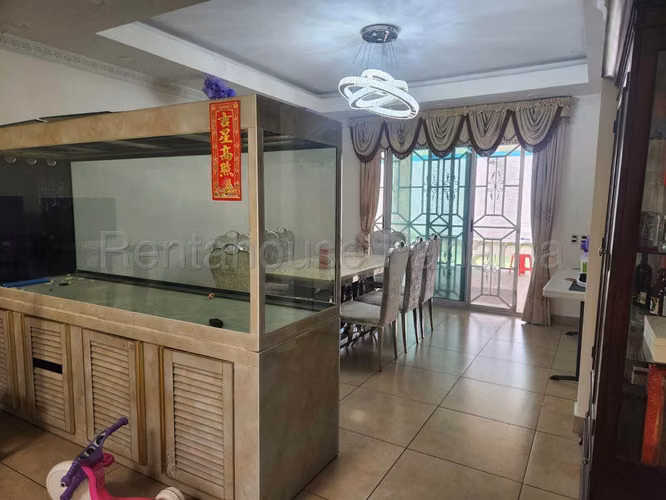 ALQUILER DE CASA CONDADO DEL REY GM
