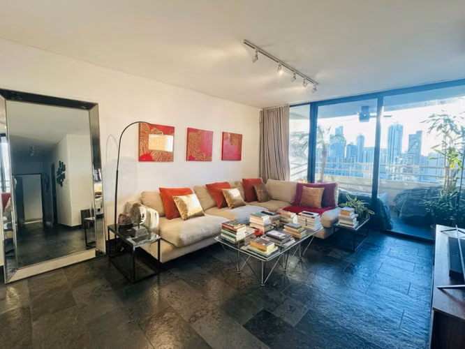 APT-VNT-3REC-3BAÑOS-CDE-Obarrio-Remodelado-Piso Alto - Imagen 2