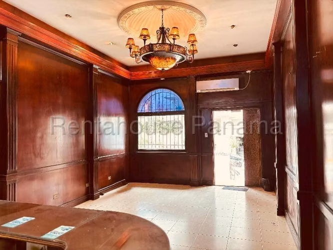 ALQUILER DE OFICINA EN CASA COMERCIAL LA CRESTA HQ