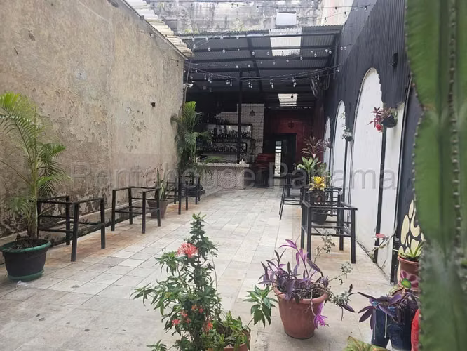 Venta de Local Comercial en Casco Antiguo BDP