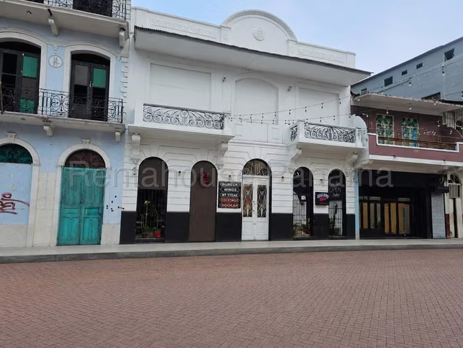 Venta de Local Comercial en Casco Antiguo BDP