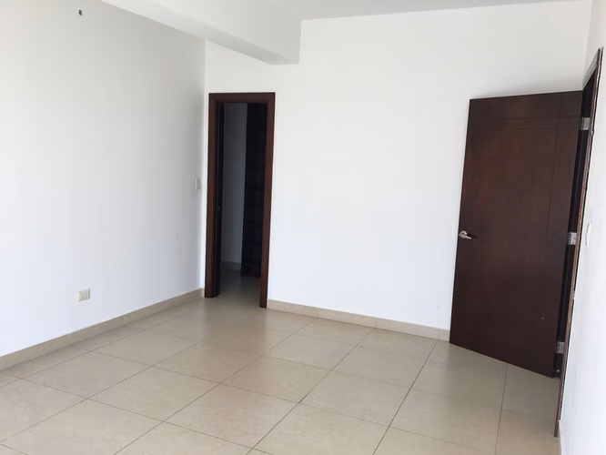 Se Vende Apartamento en Avenida Balboa YDU