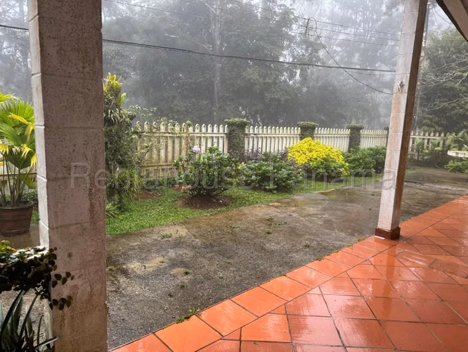 Se Vende Casa en Cerro Azul YDU