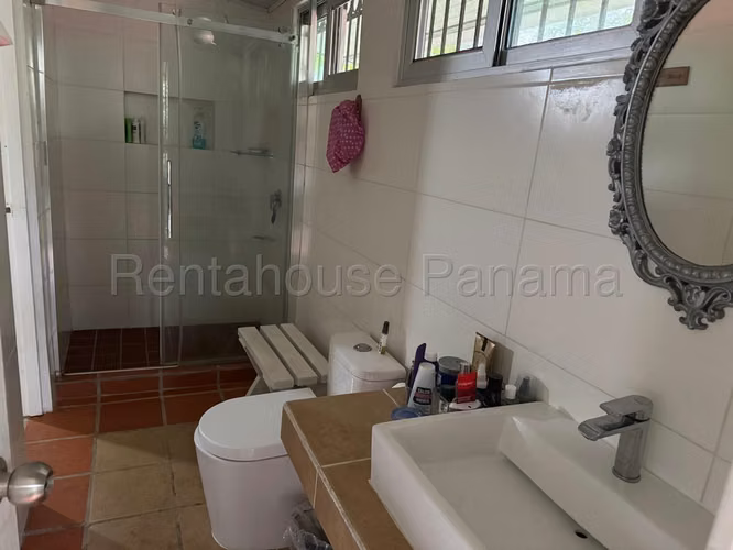 Se Vende Casa en Cerro Azul YDU