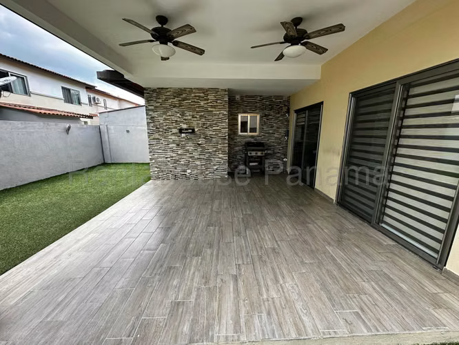 Se Vende Casa en Panama Pacifico YDU