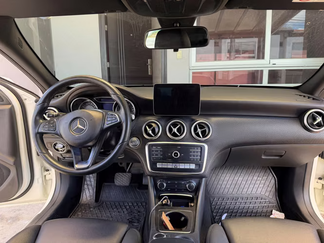 Mercedes Benz A200 Del 2017 BUEN ESTADO