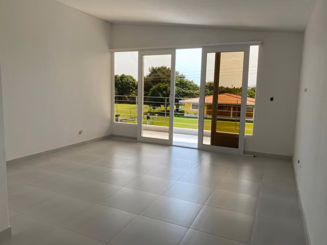 2 Duplex en ventas en Nueva Gorgona