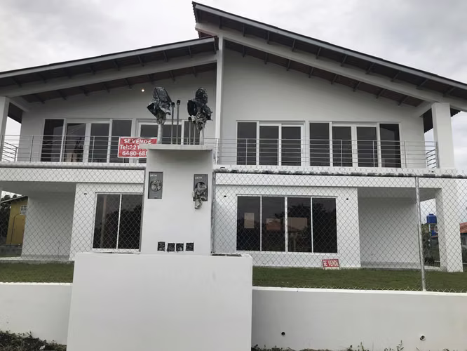 2 Duplex en ventas en Nueva Gorgona