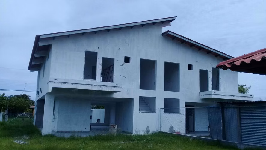 2 Duplex en ventas en Nueva Gorgona
