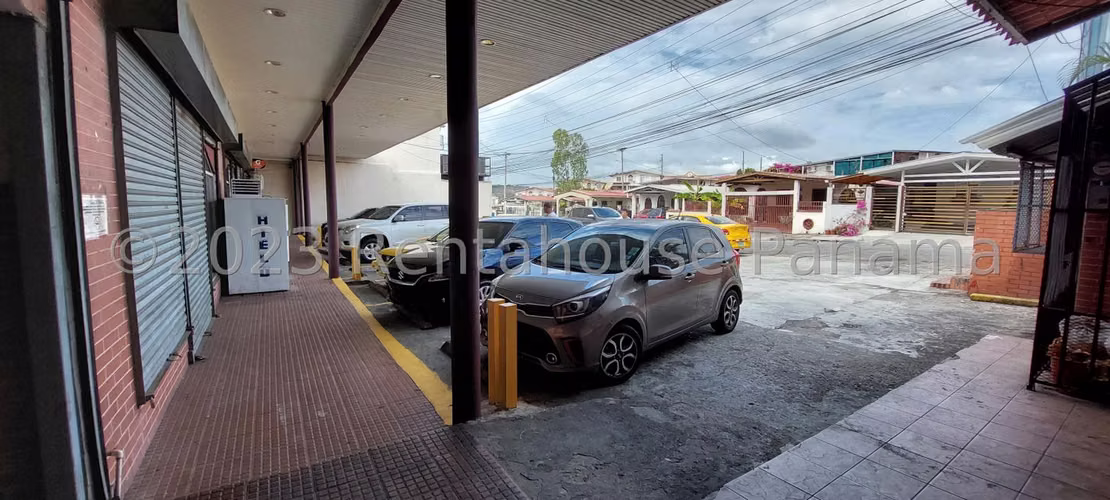 ALQUILER LOCAL COMERCIAL EN LIMAJO 26ML2074