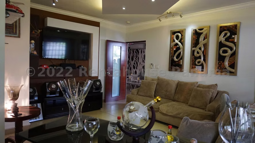Casa en Venta en Brisas del Golf AFC 25-596