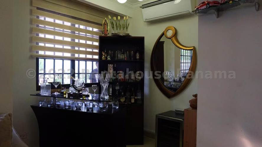 Casa en Venta en Brisas del Golf AFC 25-596